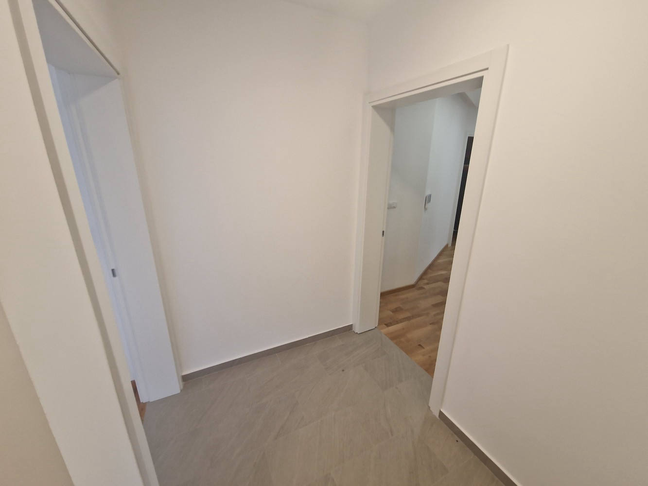Квартира, 1109 м², 355 000$ — FAKTOR